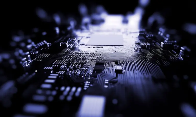 NVMe vs SATA SSD: Khi nào bạn cần NVMe, khi nào SATA vẫn đủ?