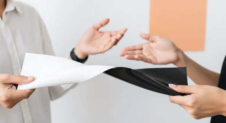 Giả người quen mượn tài khoản nhận hộ tiền – Nhận là dính